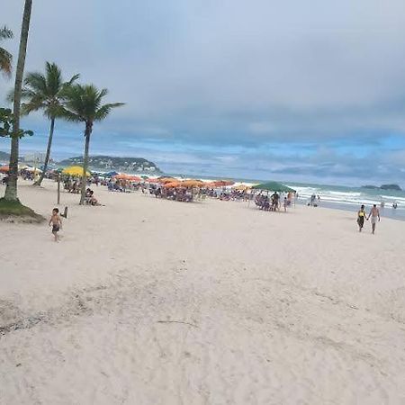 Apto Aconchegante Pe Na Areia Guaruja Exterior photo